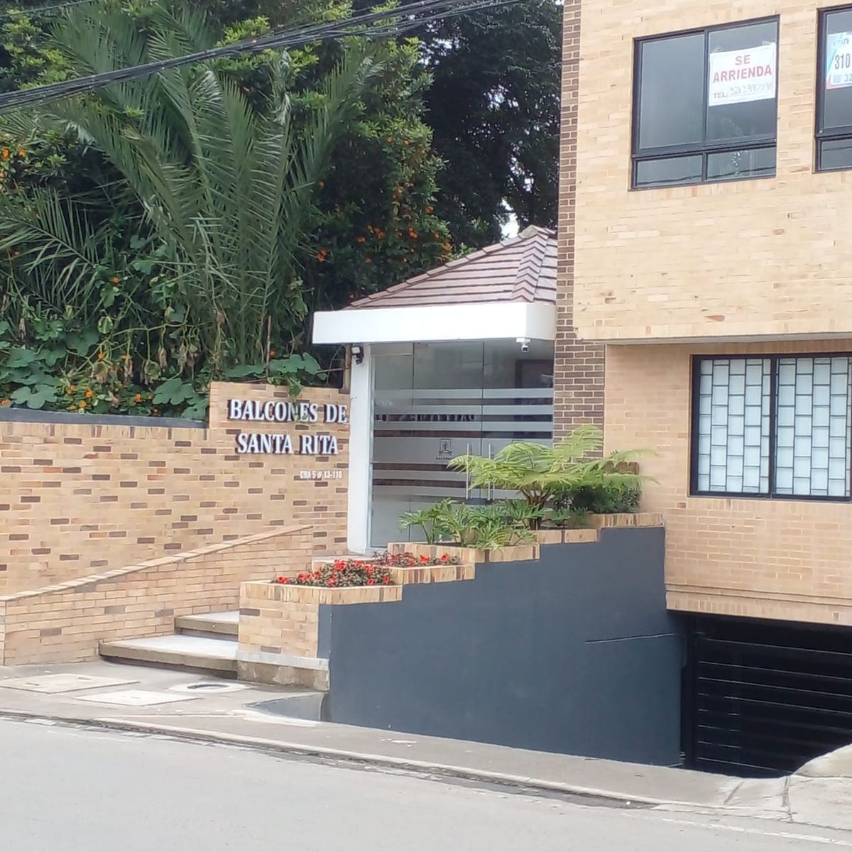 Oficina en Arriendo en Osaka